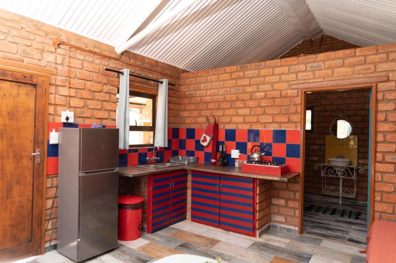 Otavi Vineyards Self-Catering & Camping Eksteriør billede